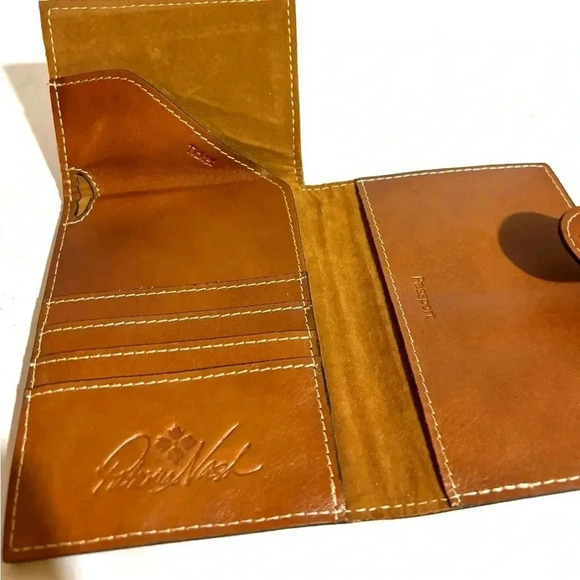 Patricia Nash multi print leather wallet - Picture 10 of 11